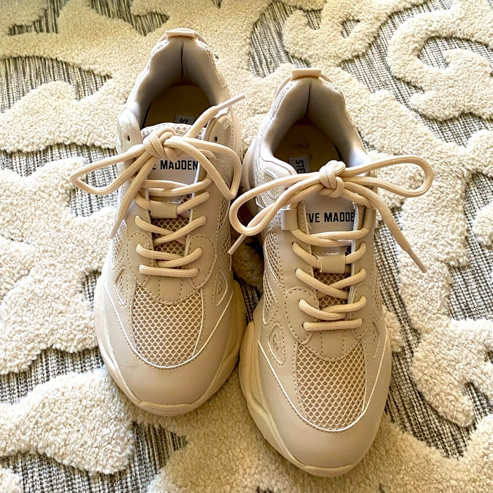 Steve Madden sneakers